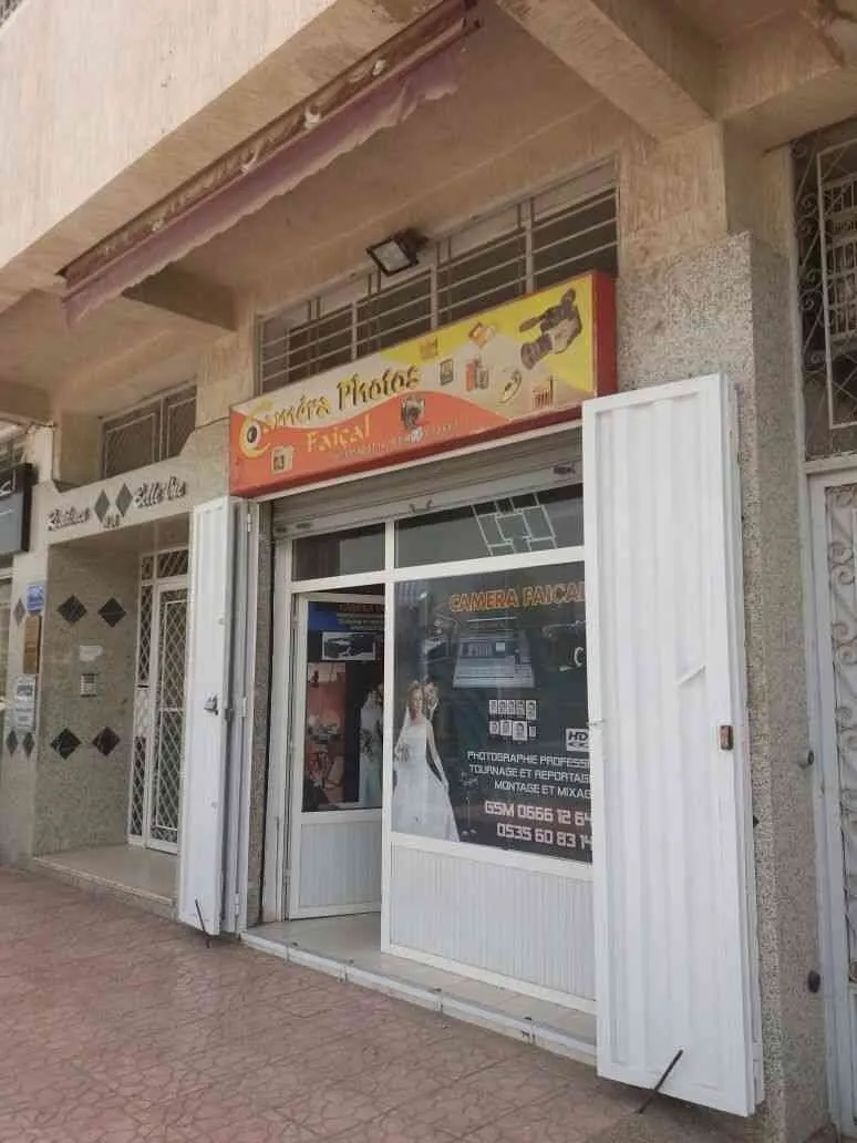 magasin avec mezzanine au centre à vendre - طنجة (2)