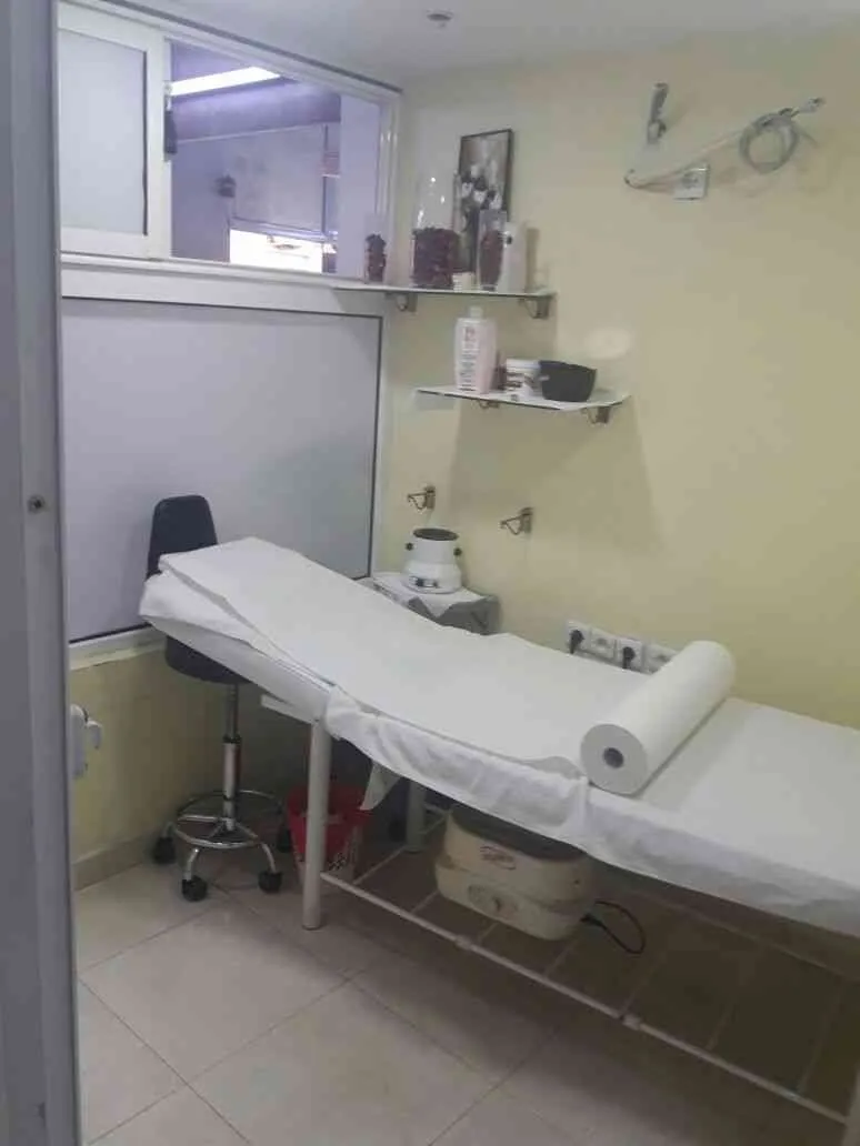 Magasin commercial  bien situé - طنجة