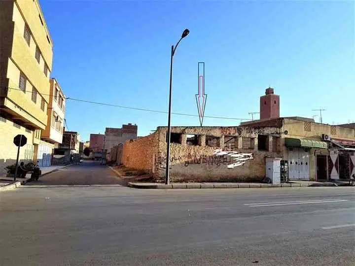 Lot terrain titré deux façades 1350M² en plein centre-ville OUJDA MAROC - وجدة