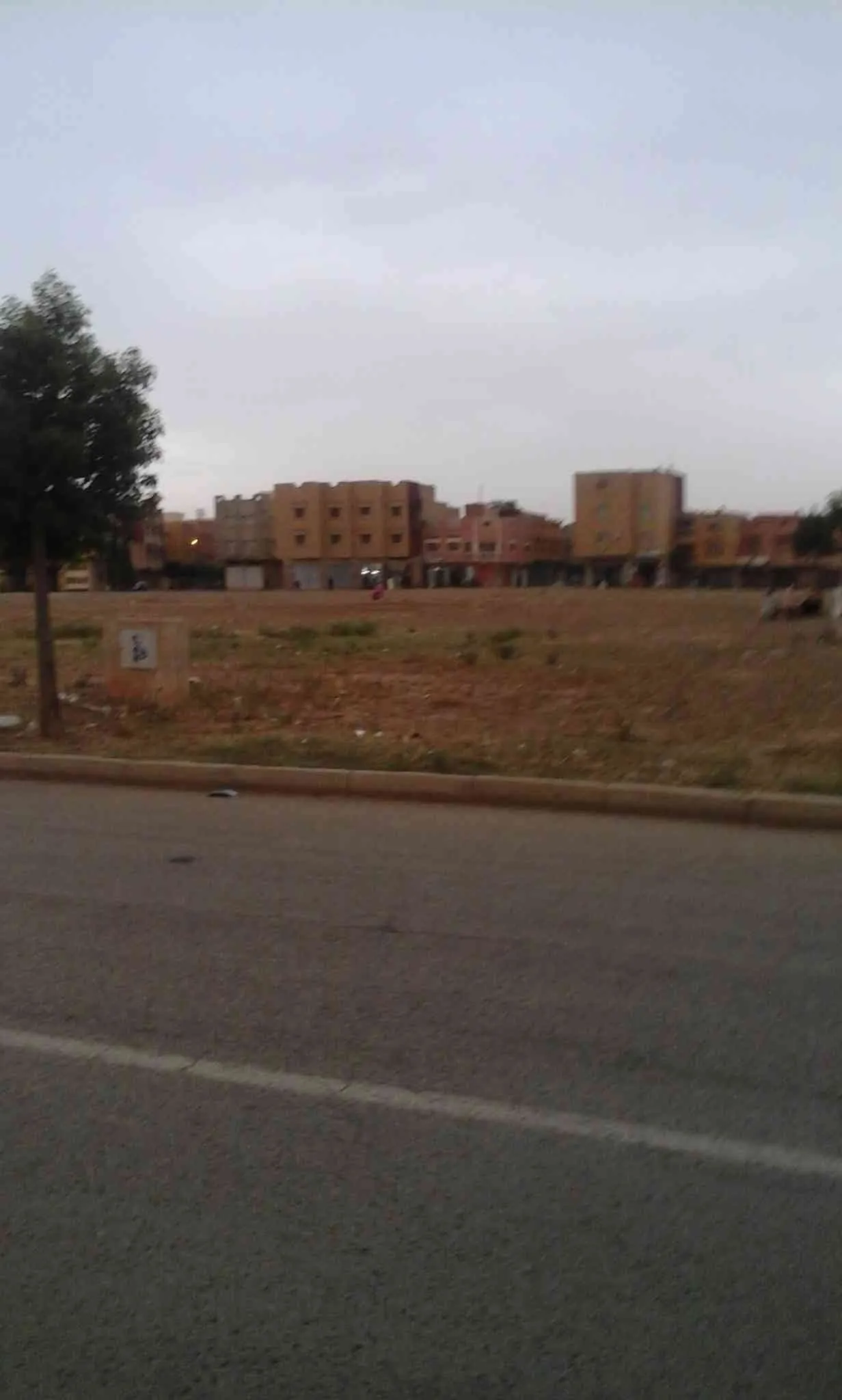 TERRAIN ECONOMIQUE A VENDRE - وجدة