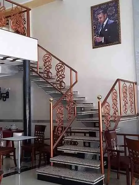 A SAISIR !!! OUJDA - VENTE IMMEUBLE R+3910M² COUVERT AVEC CAFE BIEN EQUIPE - وجدة (3)