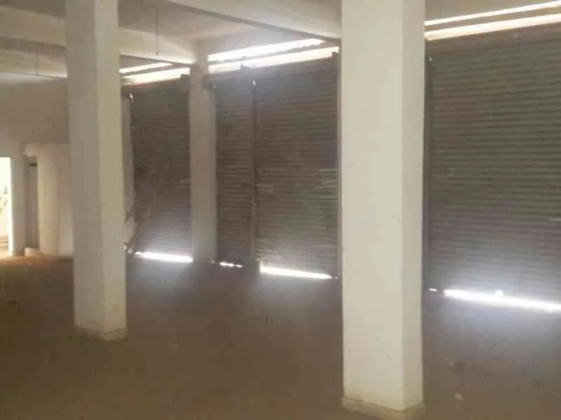 Dépôt zone industriel à vendre avec 10 appartements tassila AGADIR - أكادير