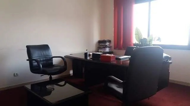 BUREAU 50 M2 - طنجة