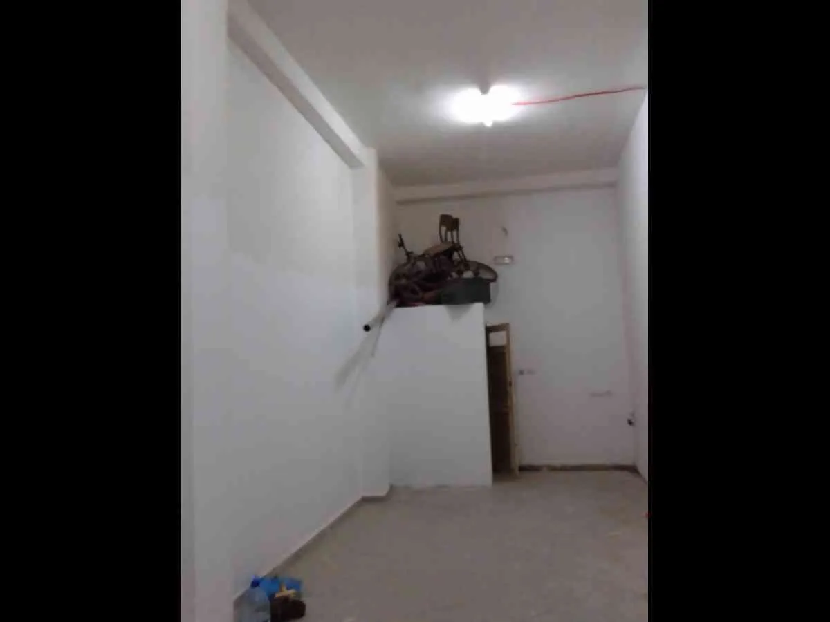 à vendre local commercial - طنجة (2)