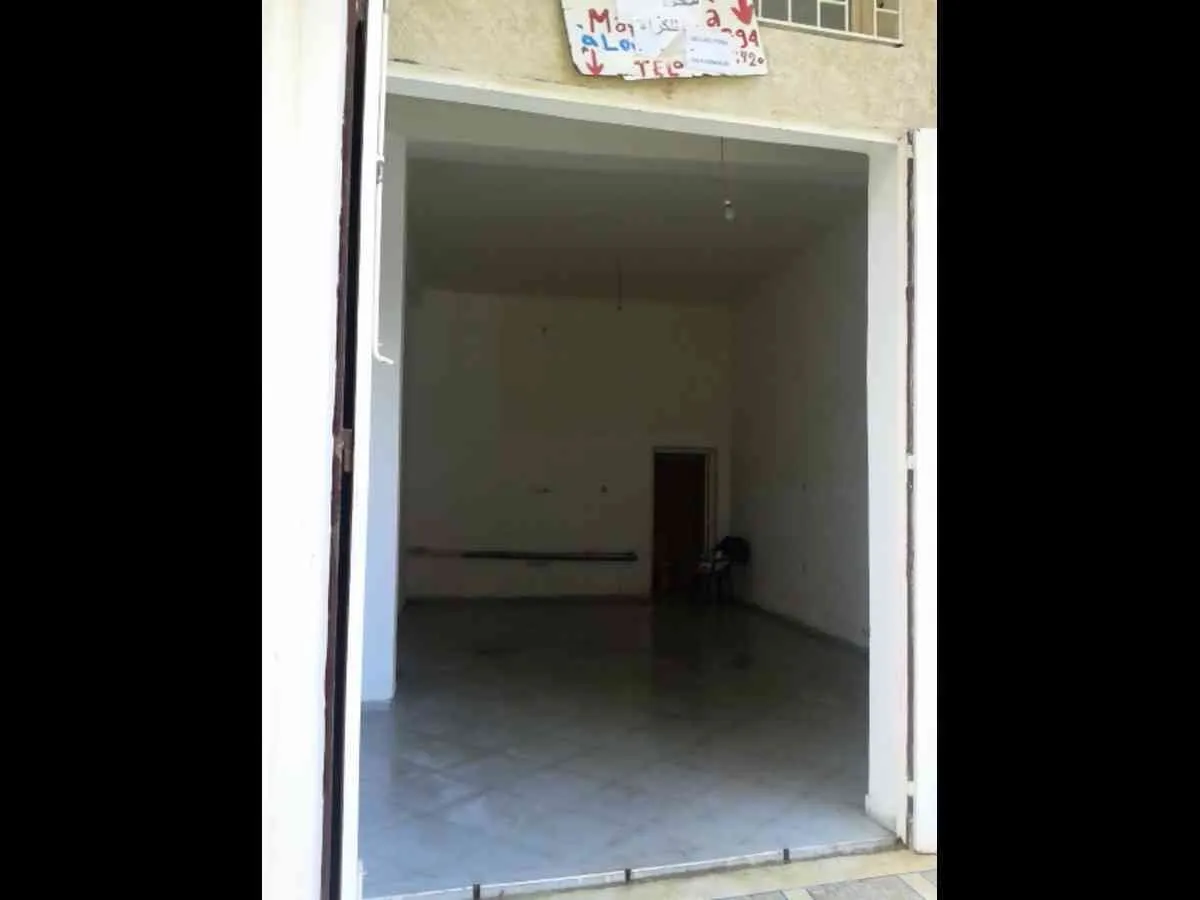 à vendre local commercial - طنجة