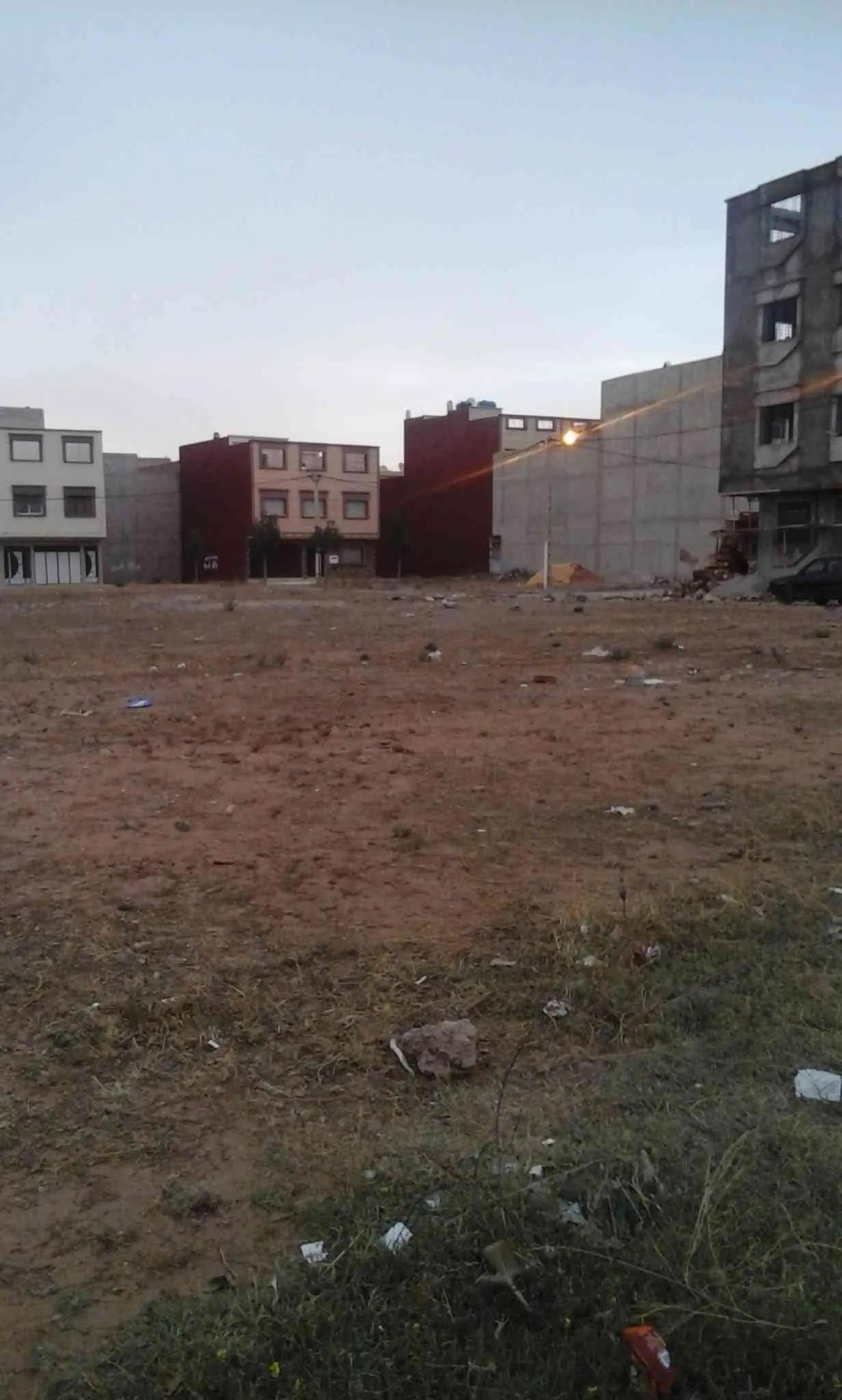 TERRAIN A VENDRE - وجدة