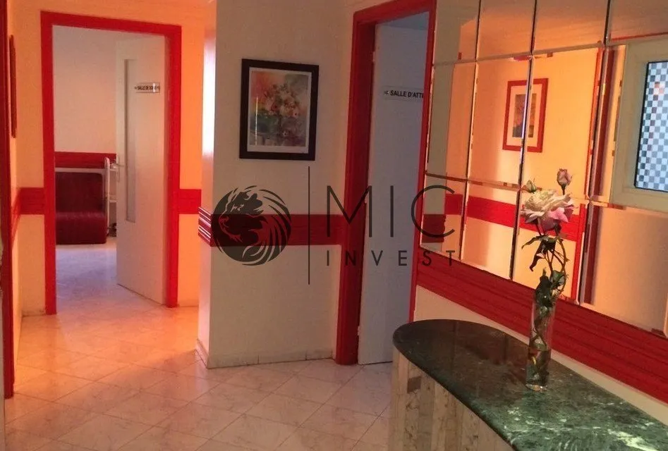 TOP EMPLACEMENT POUR CE BUREAU / LOCAL PROFESSIONNEL DE 80 M² - طنجة