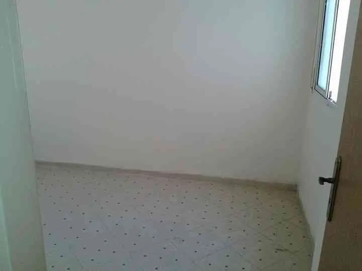magasin 39 m2 a vendre - طنجة