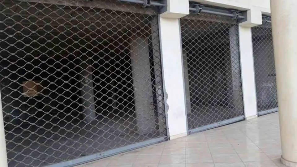 Un magasin commercial de 240 m² à AL Maghrib - القنيطرة