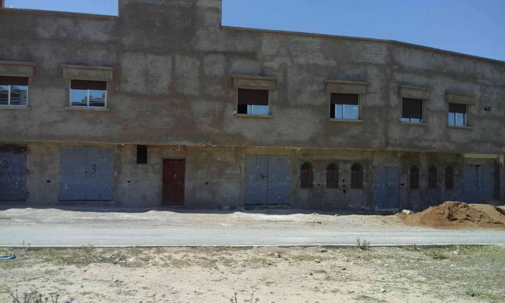 MAGASIN A VENDRE - طنجة