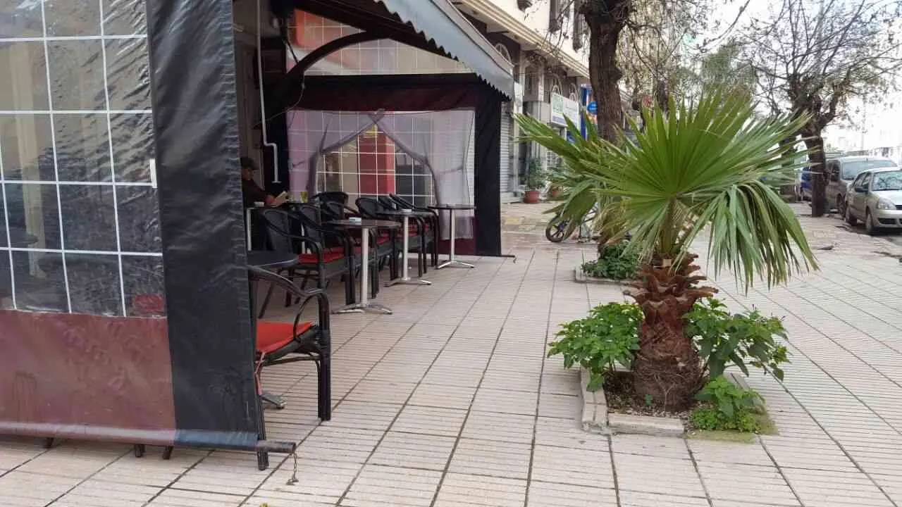 Un café de 96 m² à vendre ,la ville haut - القنيطرة (3)