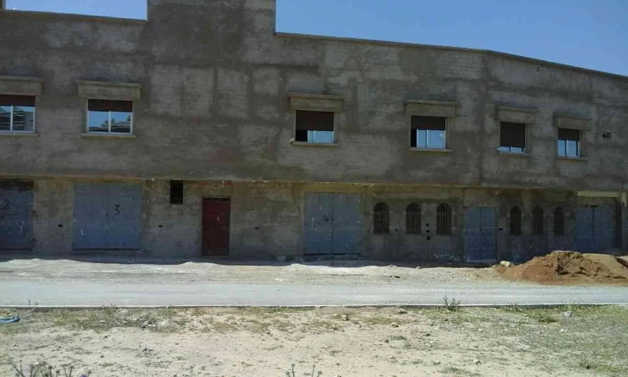 Magasin commercial - طنجة