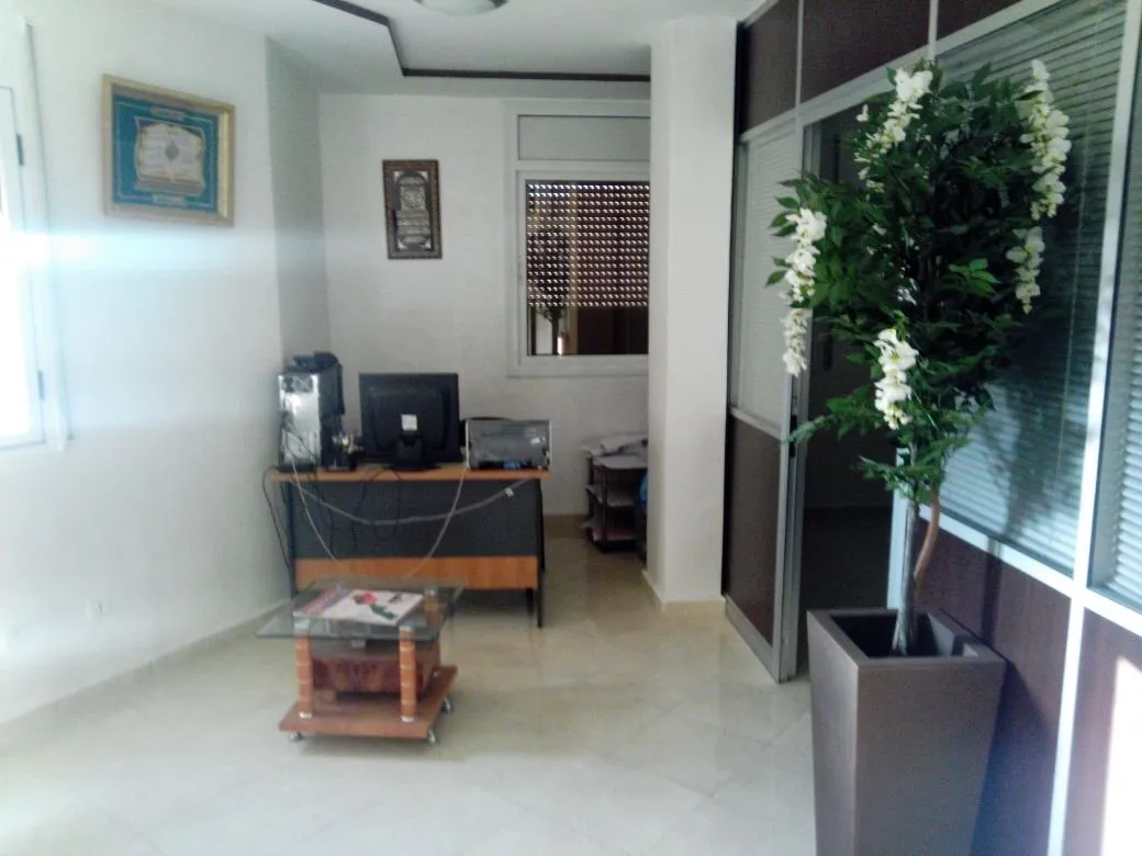 bureaux a vendre - وجدة