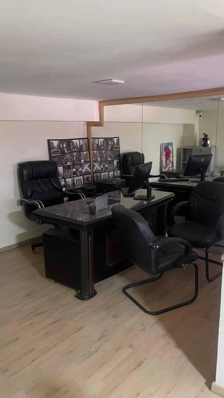 Espace Bureau à Louer à Guéliz - مراكش