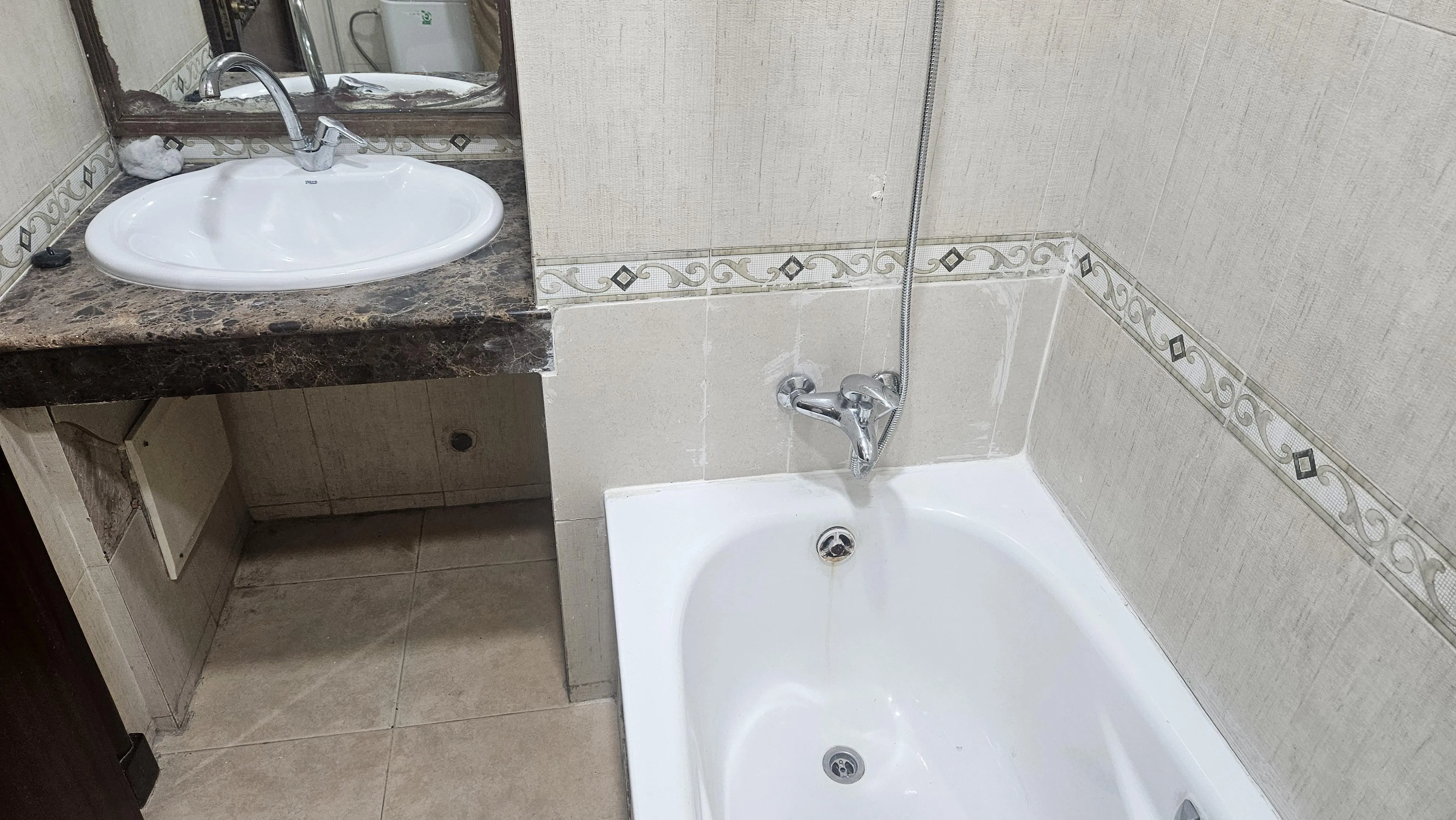 Appartement à usage bureau agdal - فاس (4)