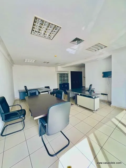 Centre ville: Bureau professionnel. - الدار البيضاء (2)