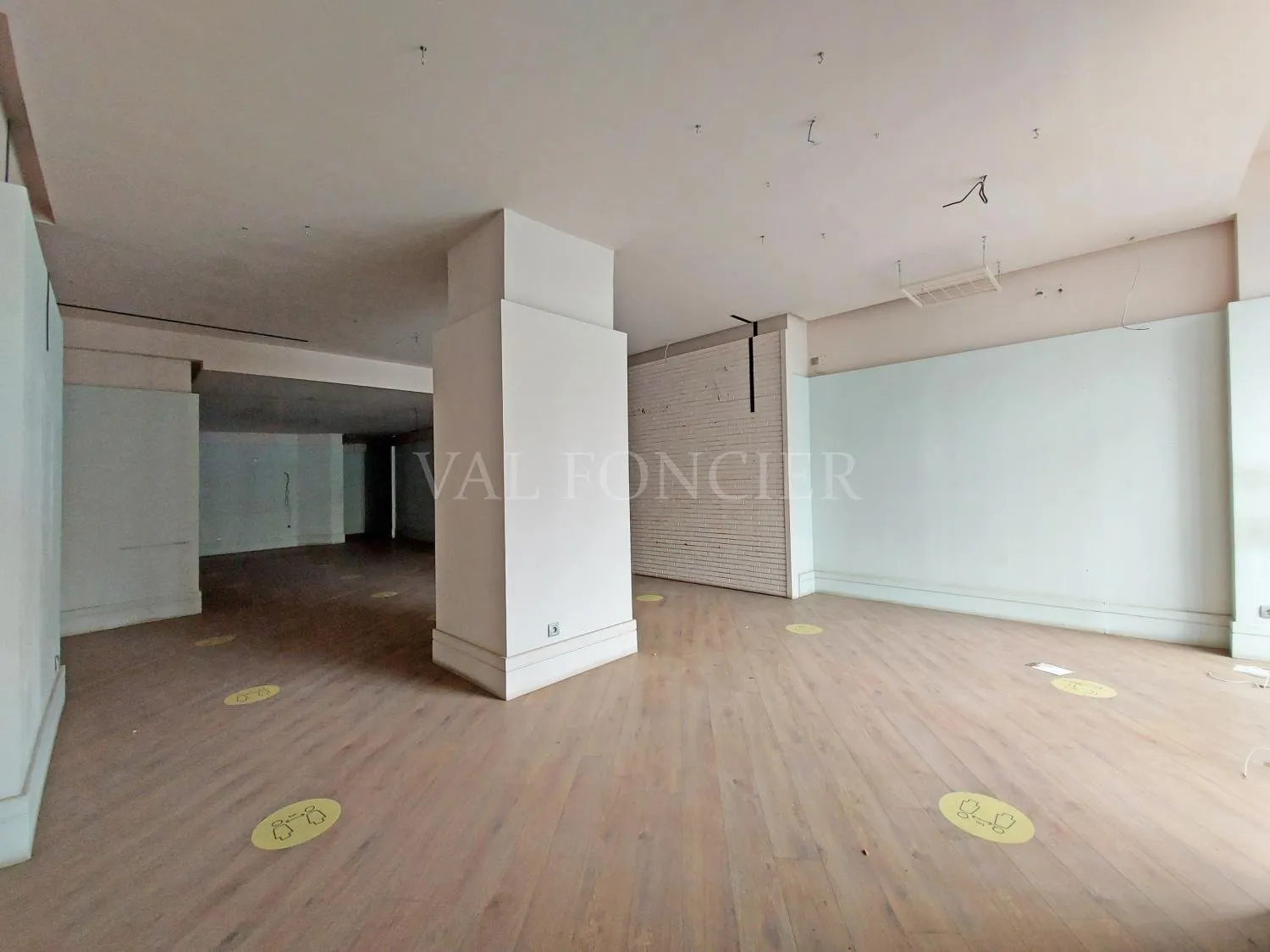 Location local commercial 195m2 Maarif, Casablanca - الدار البيضاء (2)