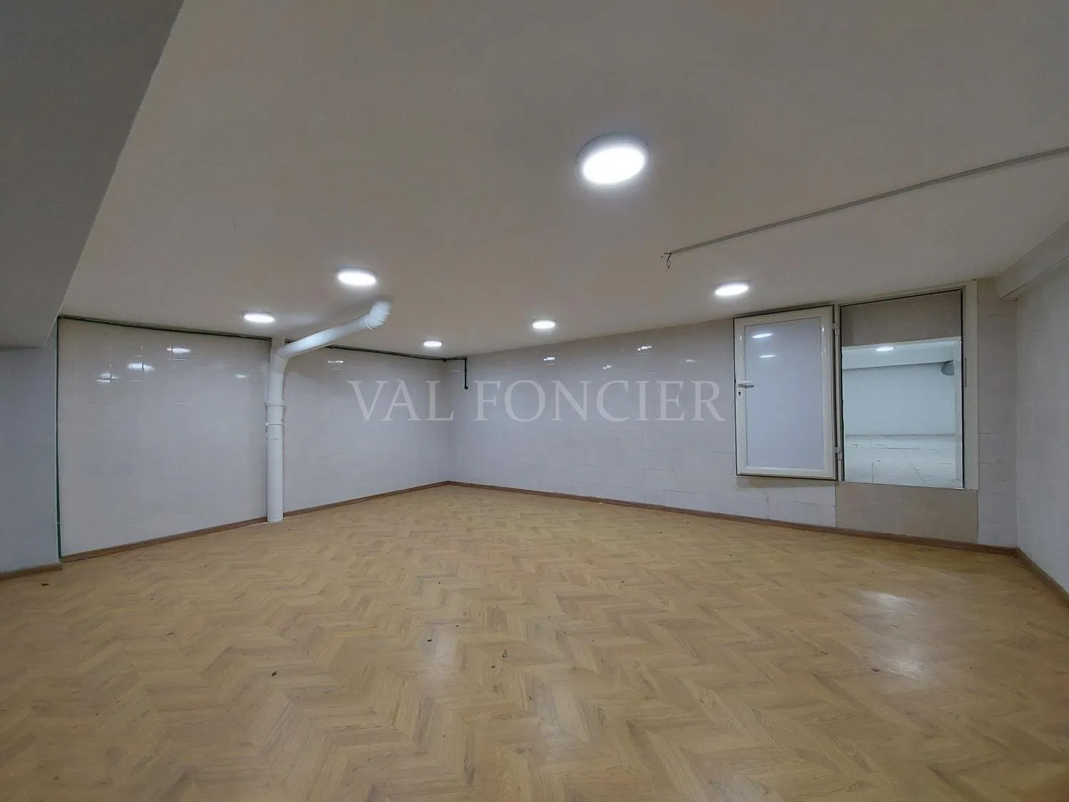 Location local commercial 195m2 Maarif, Casablanca - الدار البيضاء (4)