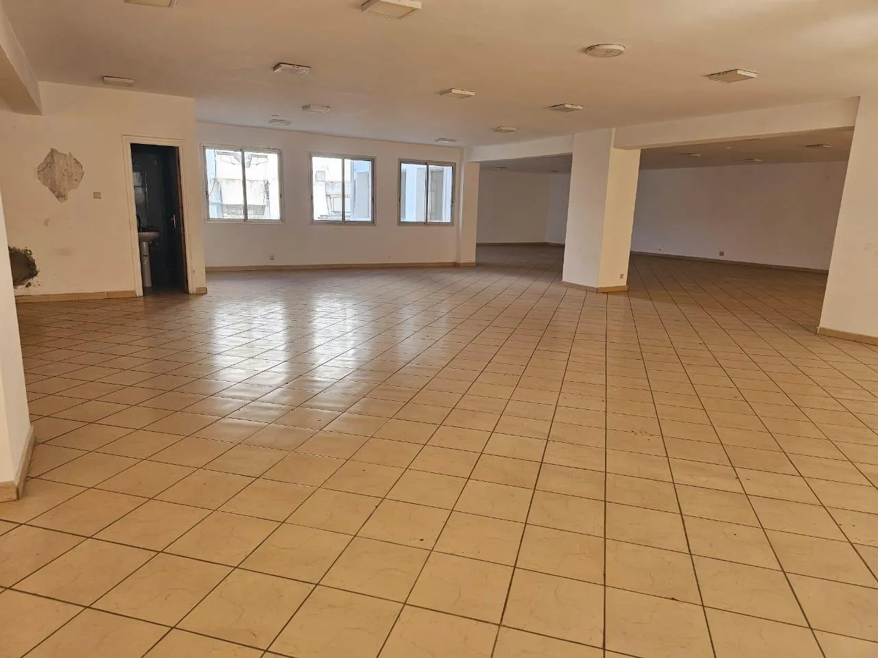 Beau plateau bureau 550mÂ² Ã  Mers Sultan Ã  louer - الدار البيضاء (2)