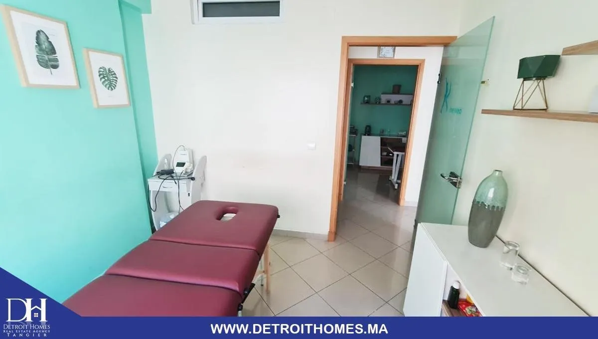 Bureau à louer en plein centre ville - طنجة (3)
