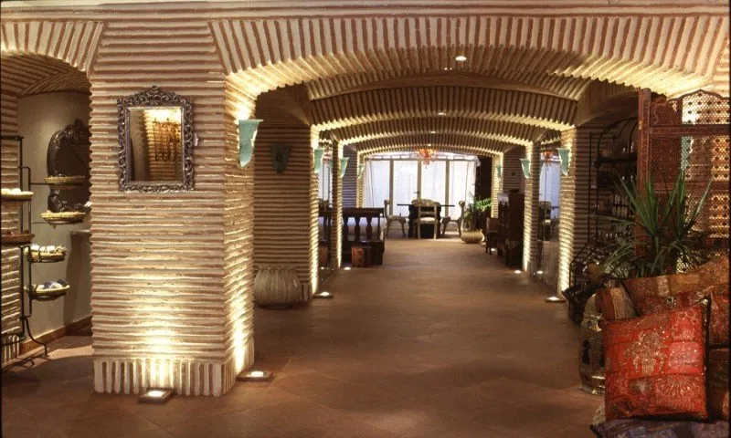 m2maroc, Local Commercial sur 3 &amp;eacute;tages | GUELIZ | 531m2 | 45.000-Dh - Location - Local commercial - مراكش (3)