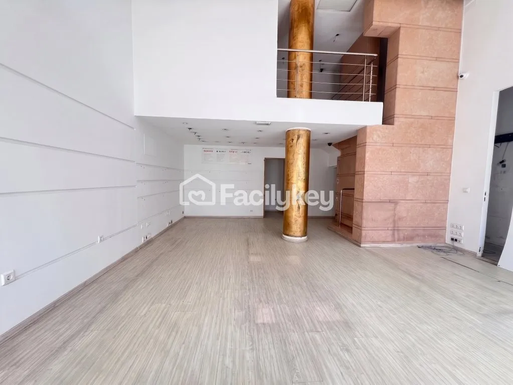 Local commercial de 69 m² à Casablanca - الدار البيضاء