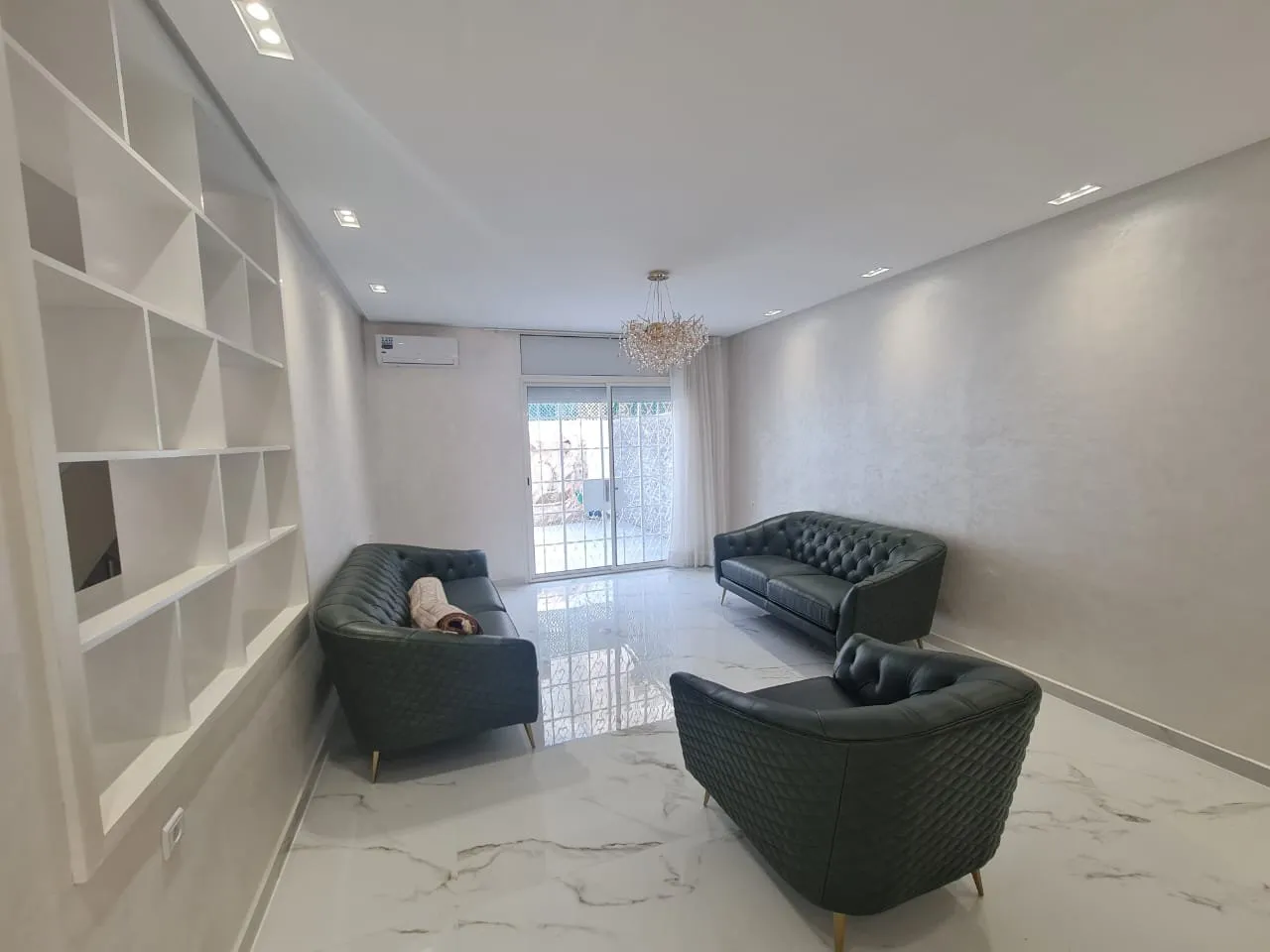 Villa à louer à usage bureau (Hay Riad) - الرباط (2)