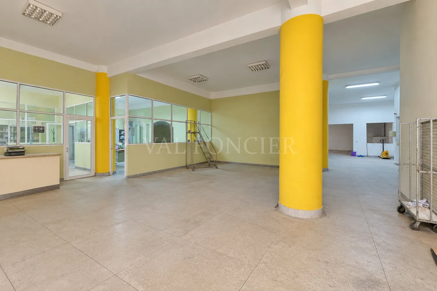 À vendre – Bâtiment industriel d’environ 2 640 m² – Sidi Bernoussi, Zone I2S1 - الدار البيضاء (4)