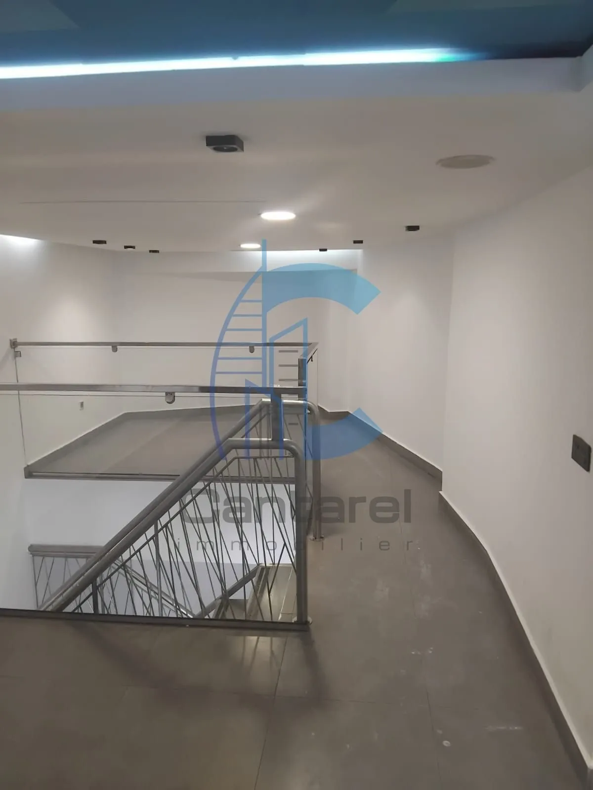 Location local commercial à racine - الدار البيضاء (4)