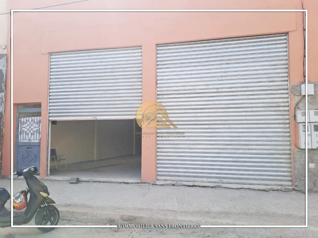 Local à louer à Sidi Ghanem, Marrakech — Hauteur 5 m — 200 m² - مراكش (3)
