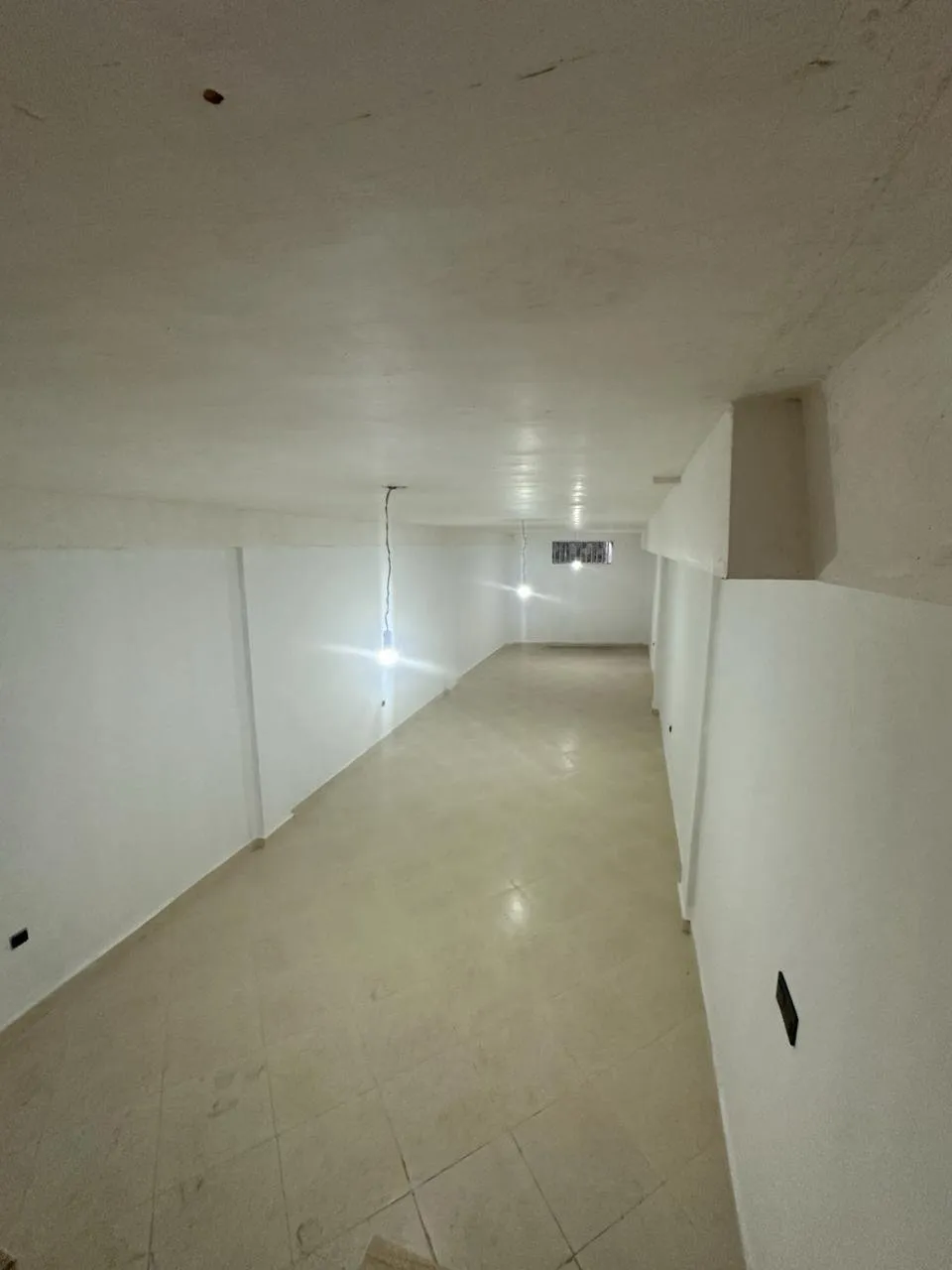 DAR BOUAZZA – MAGASIN À LOUER 42 m² - دار بوعزة (4)