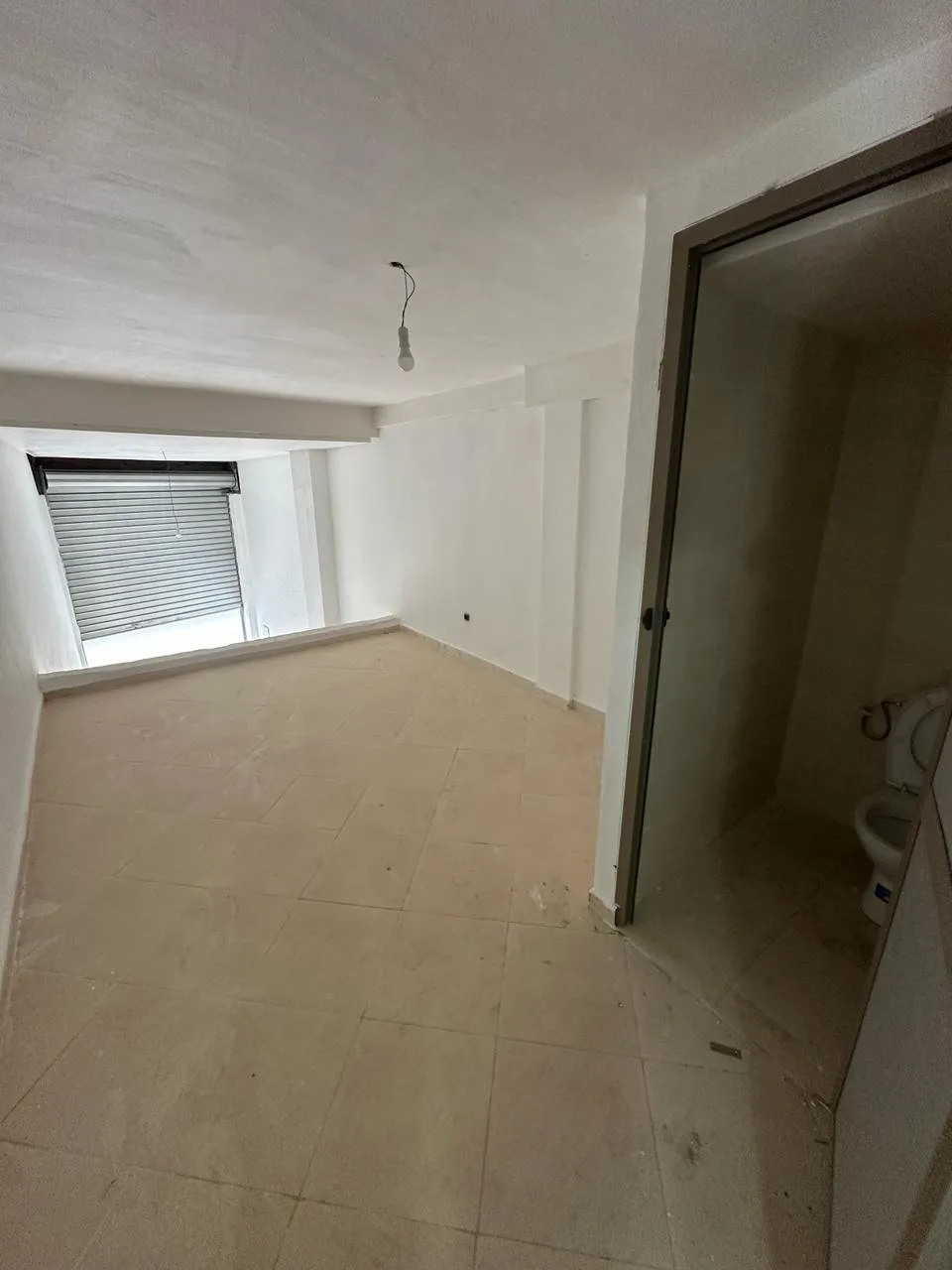 DAR BOUAZZA – MAGASIN À LOUER 42 m² - دار بوعزة
