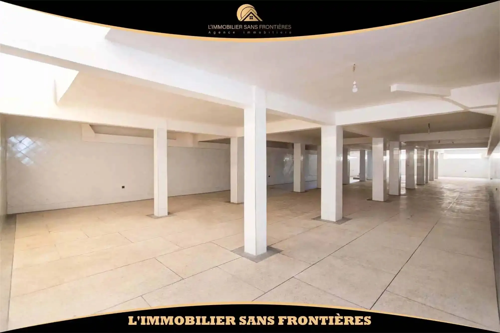 Local de stockage à louer à Sidi Ghanem, 300 m², Marrakech - مراكش