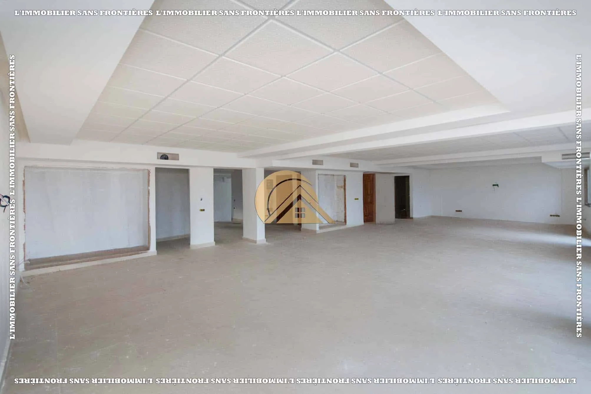 Bureau à louer à Bab Doukala, 300m², Marrakech - مراكش (3)