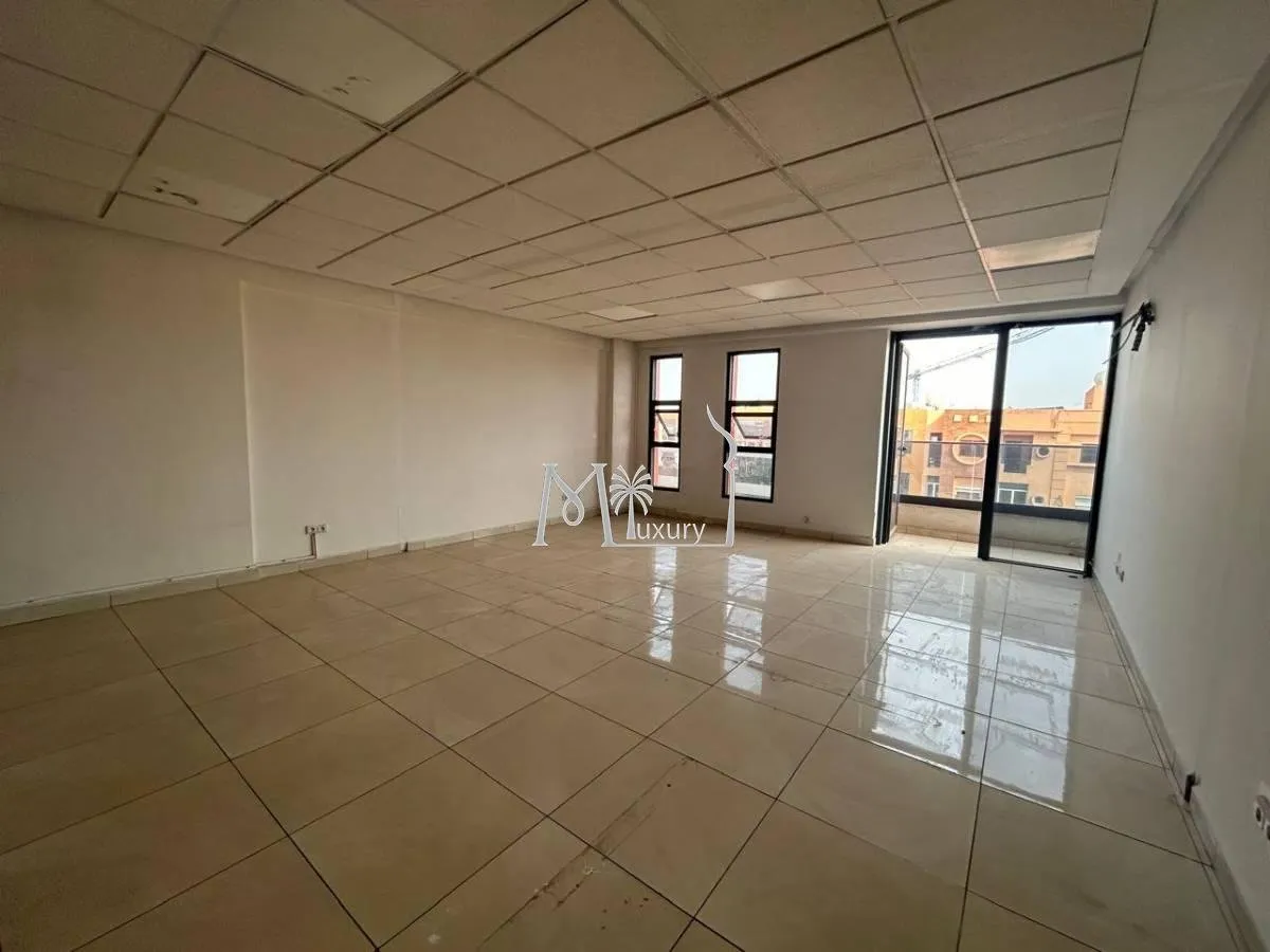 Office for rent Majorelle - مراكش (2)