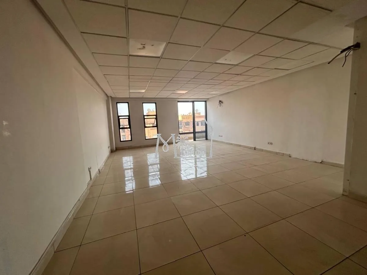 Office for rent Majorelle - مراكش (3)