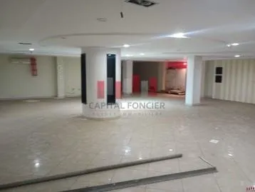 Local commercial de 740m2 à la location Rue Fourate - الدار البيضاء