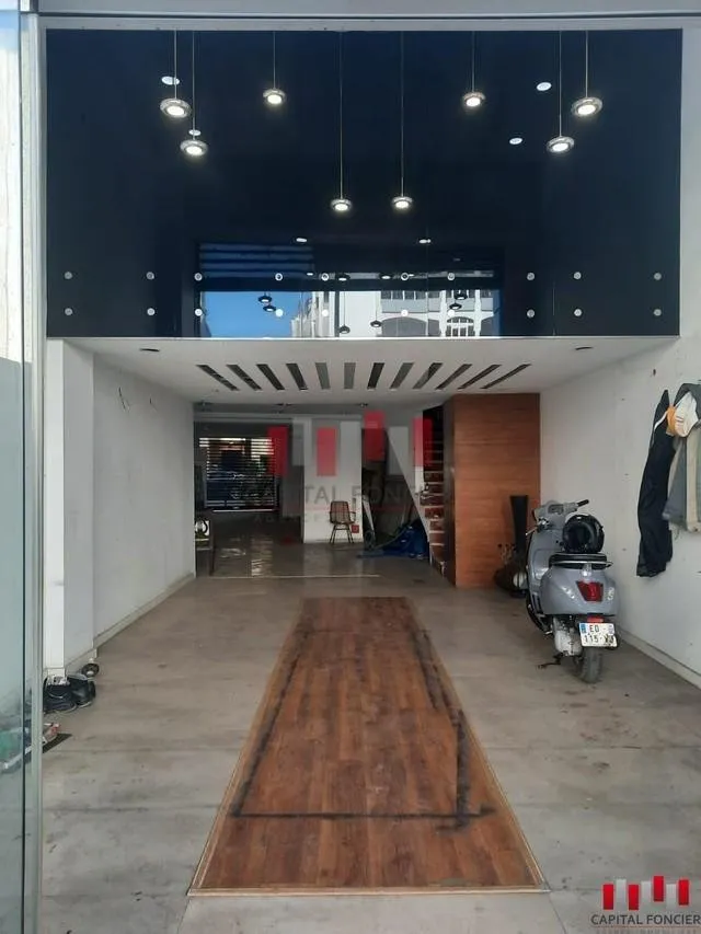 Local commercial premium en plein bld zerktouni  de 180 m2 a la location - الدار البيضاء (4)