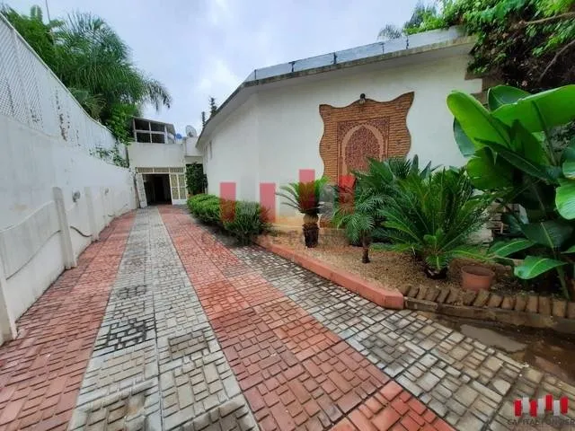 Villa a usage professionnel de 350 m2 de surface utile en plein quartier Anfa  a la location - الدار البيضاء (4)