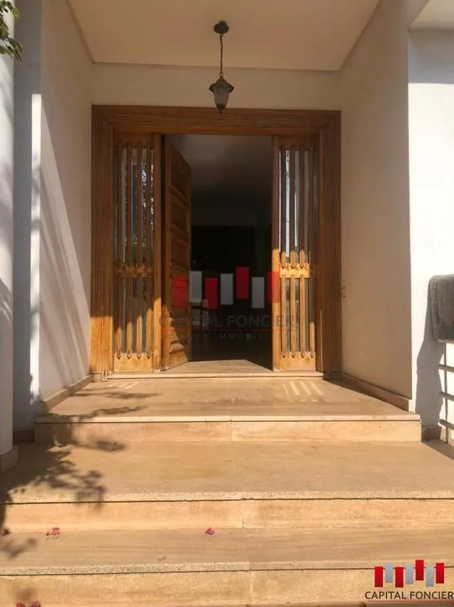 Villa professionnelle de 420 m2 de surface exploitable a la location a zenith sidi maarouf - الدار البيضاء (3)