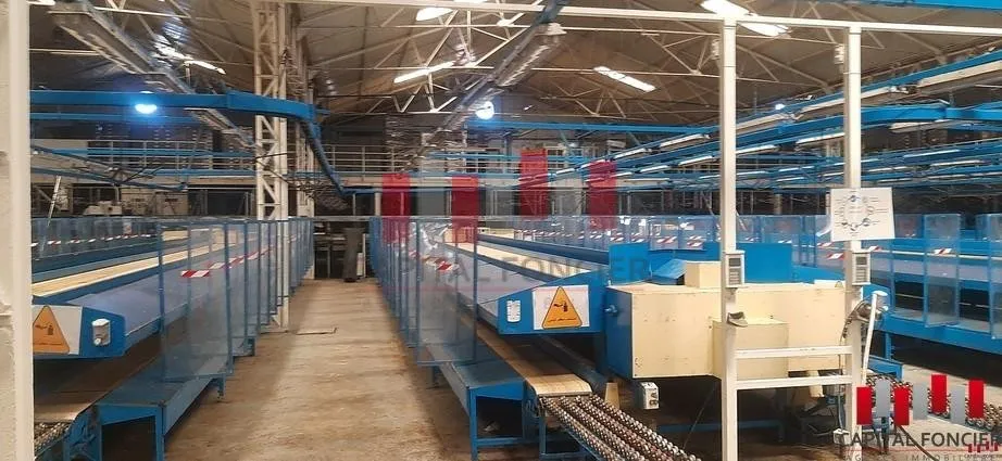 Usine industrielle de 10 000 m2 de surface couverte a Ain sebaa a la location - الدار البيضاء (3)
