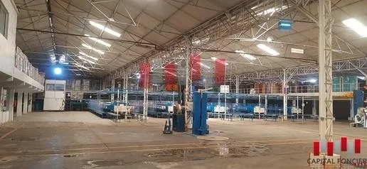 Usine industrielle de 10 000 m2 de surface couverte a Ain sebaa a la location - الدار البيضاء