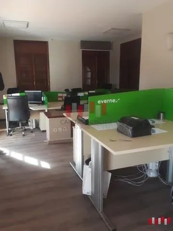 Villa a usage professionnel de 500 m2 de surface exploitable en plein quartier CIL a la location - الدار البيضاء