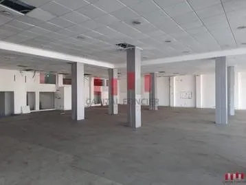 Showroom + hangar industriel de 2.400 m de surface couverte a la location a ain sebaa en plein bld - الدار البيضاء