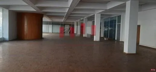 Showroom en plein bld mly ismail Ain Sebaa de 900 m a la location idéal pour concessionnaire ou autres activités commerciales - الدار البيضاء