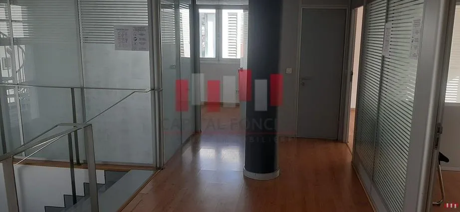 Villa premium a usage professionnel en plein quartier anfa de 400 m a la location - الدار البيضاء (4)