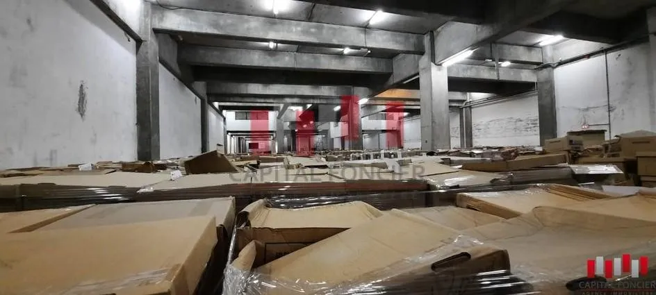 Usine industrielle aux normes internationales de 3372 m2en étage avec Monte charge  a ain sebaa a la location - الدار البيضاء (2)