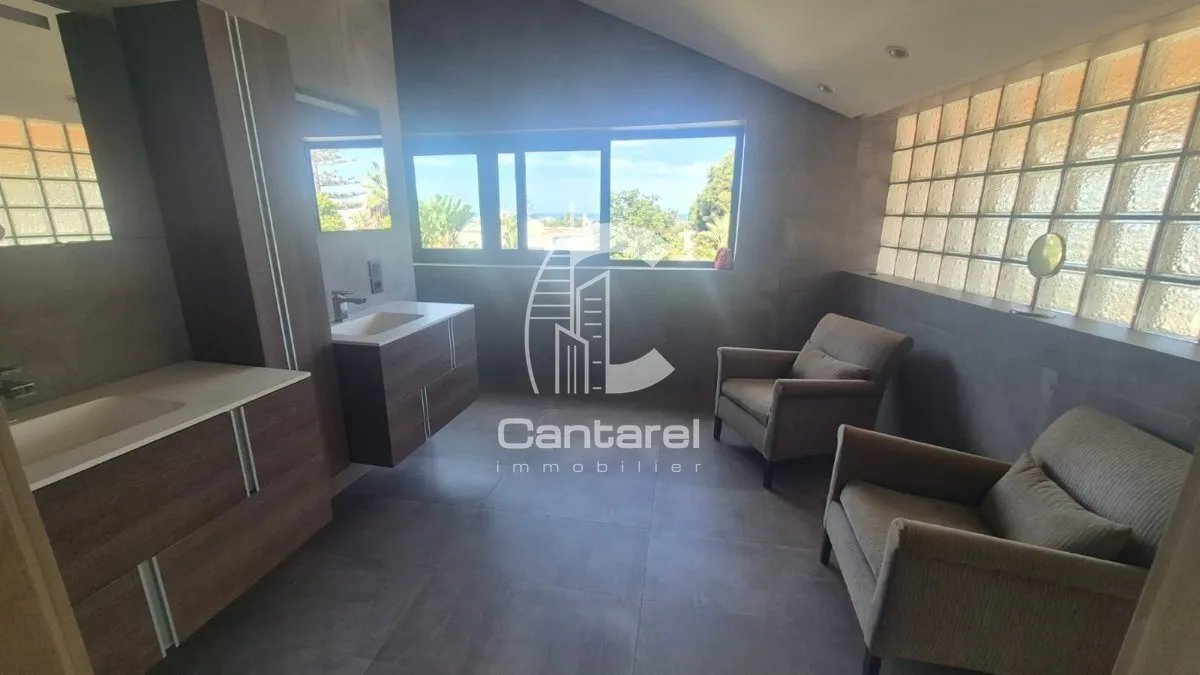 VILLA POUR HAB / BUREAU EN LOCATION  -ANFA SUP- - الدار البيضاء (2)