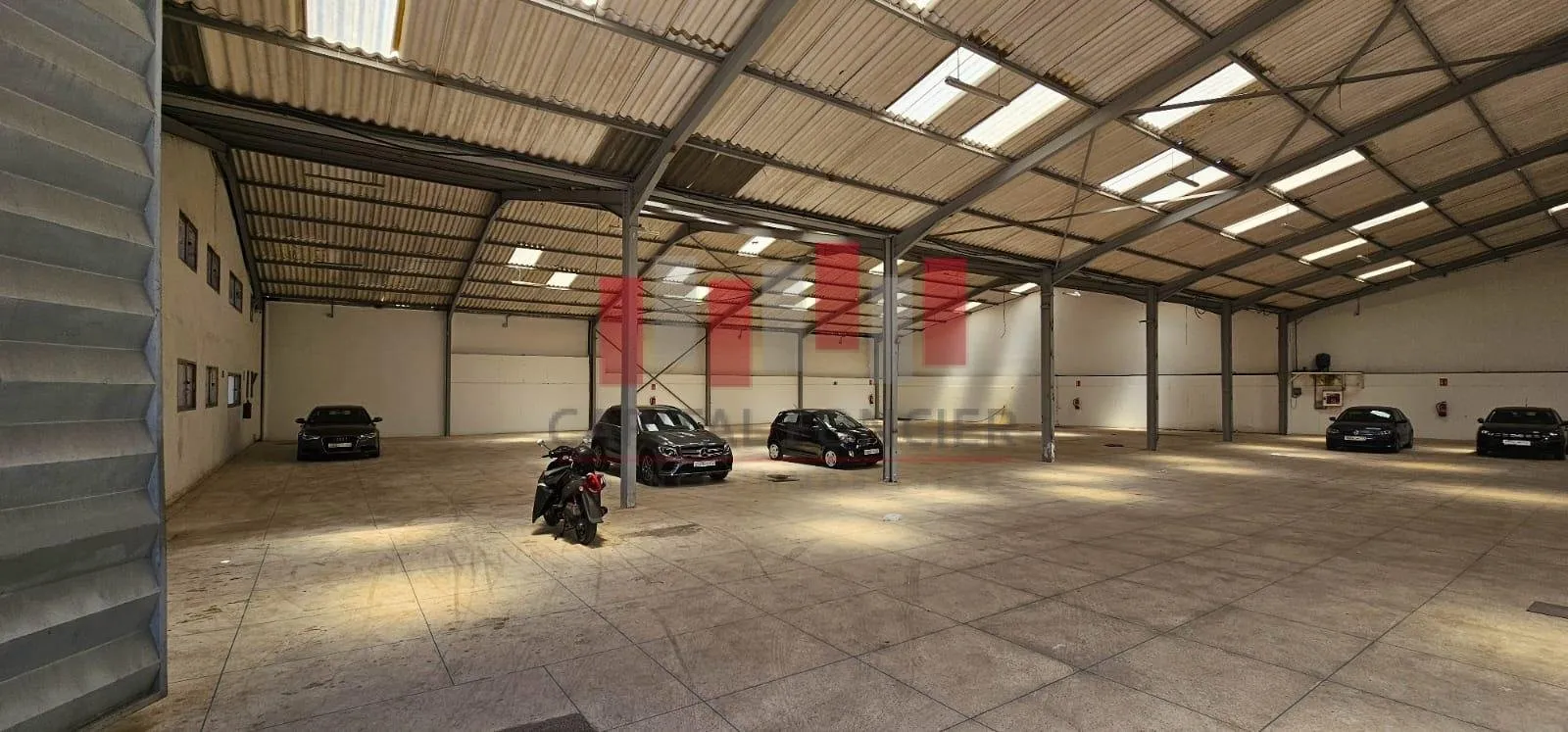 Usine industrielle de 1500 m2 de surface couverte  a ain sebaa a la location - الدار البيضاء (2)