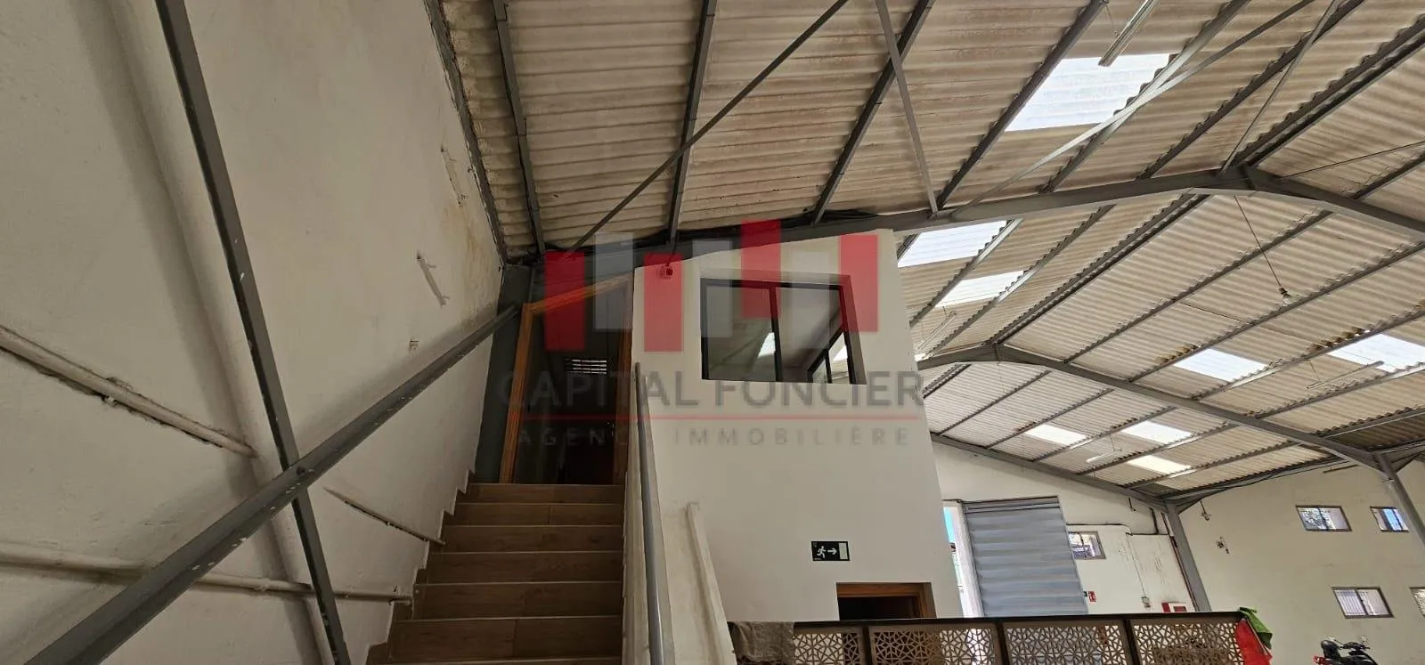 Usine industrielle de 1500 m2 de surface couverte  a ain sebaa a la location - الدار البيضاء (3)